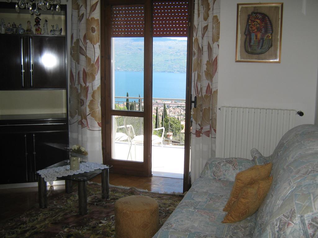 Casalorry Διαμέρισμα Toscolano Maderno Δωμάτιο φωτογραφία
